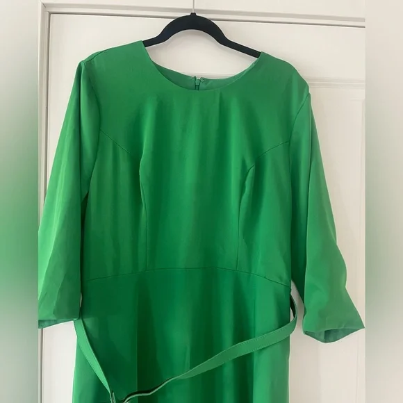 NWOT Mac Duggal Green Crepe Boat Neck Midi Dress With Applique Cut Out Size L - Picture 7 of 13
